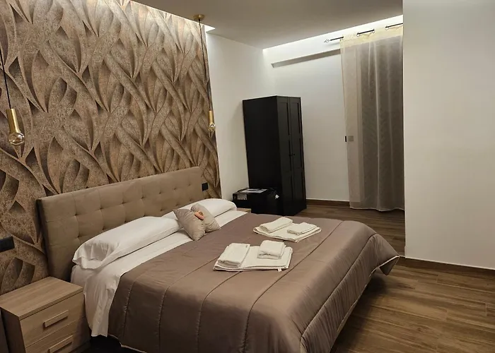 Central CapodichinoHotel Napoli